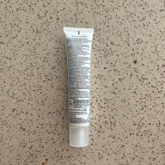La Roche-Posay Effaclar Moisturizer - Picture 2 of 2